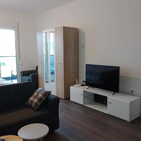 An Jezero-apartman Jaki 12 Vrnjačka Banja